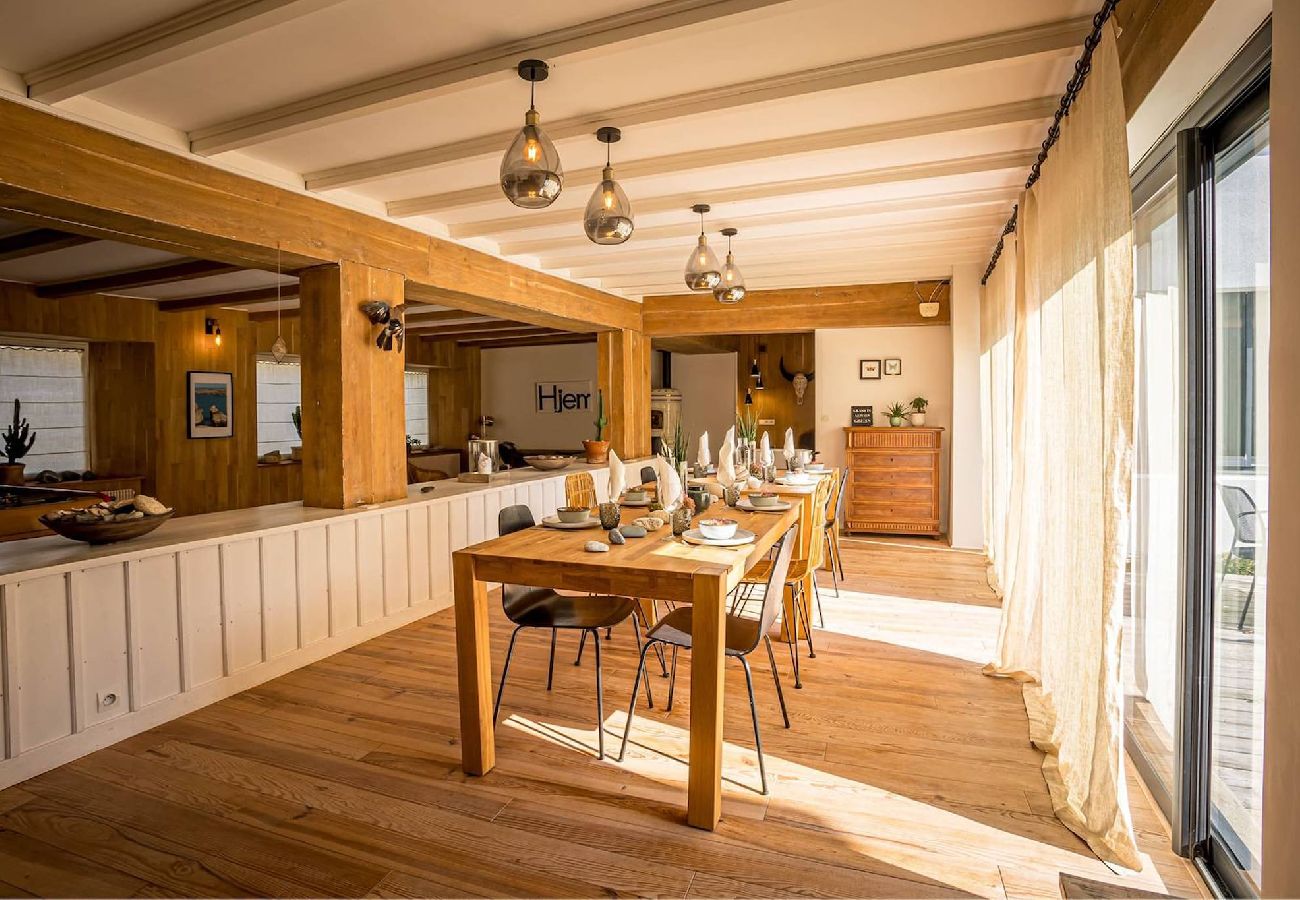 Ferienhaus in Penvénan - hjem · Port Blanc A breathtaking setting facing th
