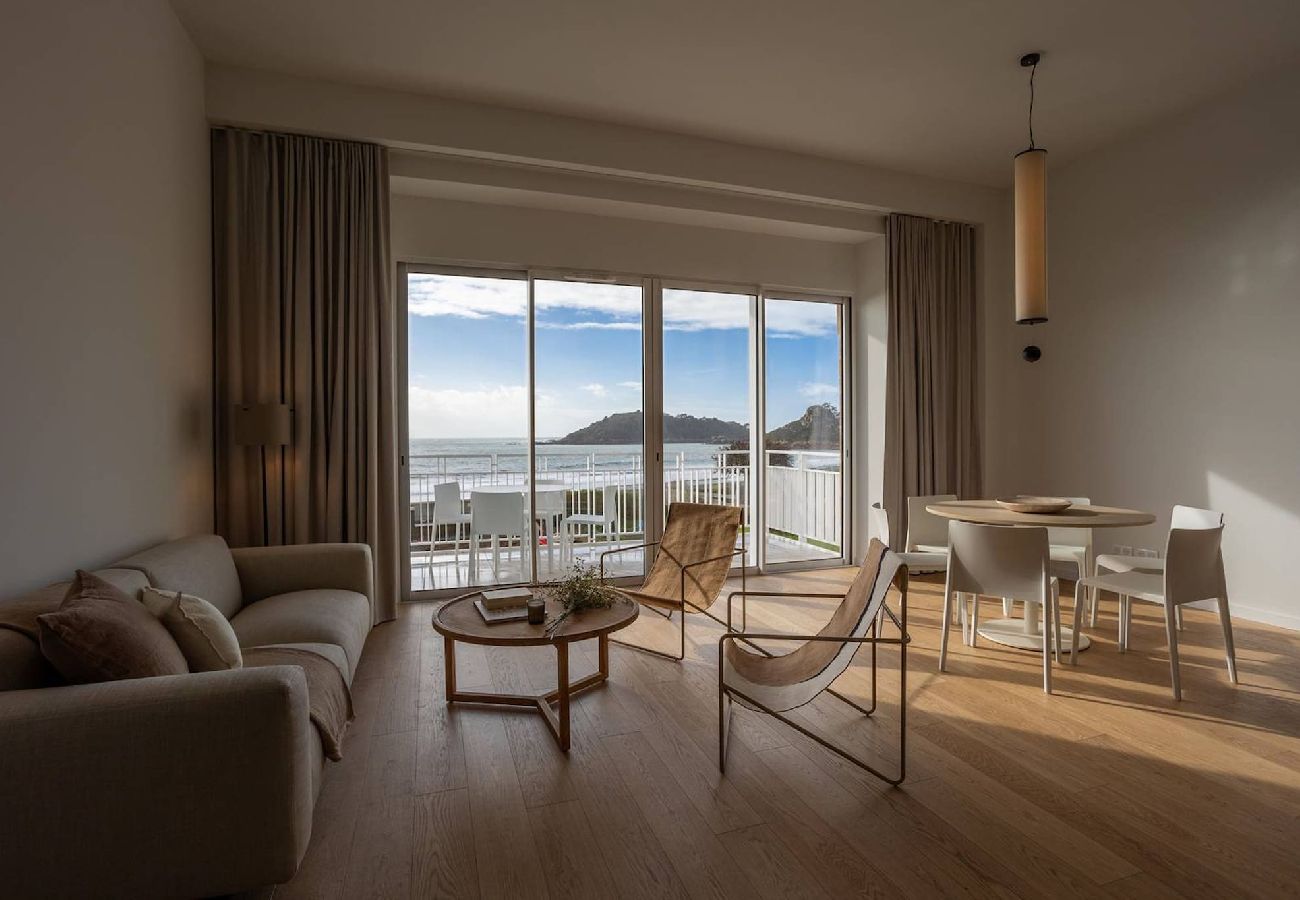 Ferienwohnung in Trébeurden - PORS-MABO T3 · Luxury 2 Bedroom Apartment with Sea
