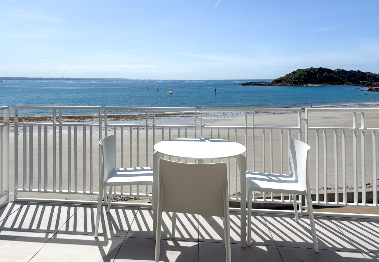 Ferienwohnung in Trébeurden - PORS-MABO T3 · Luxury 2 Bedroom Apartment with Sea