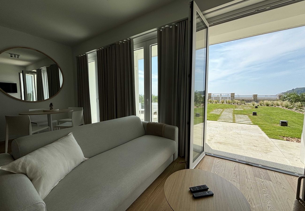Ferienwohnung in Trébeurden - Milliau T2 · Luxury 1 Bedroom Apartment with Sea V