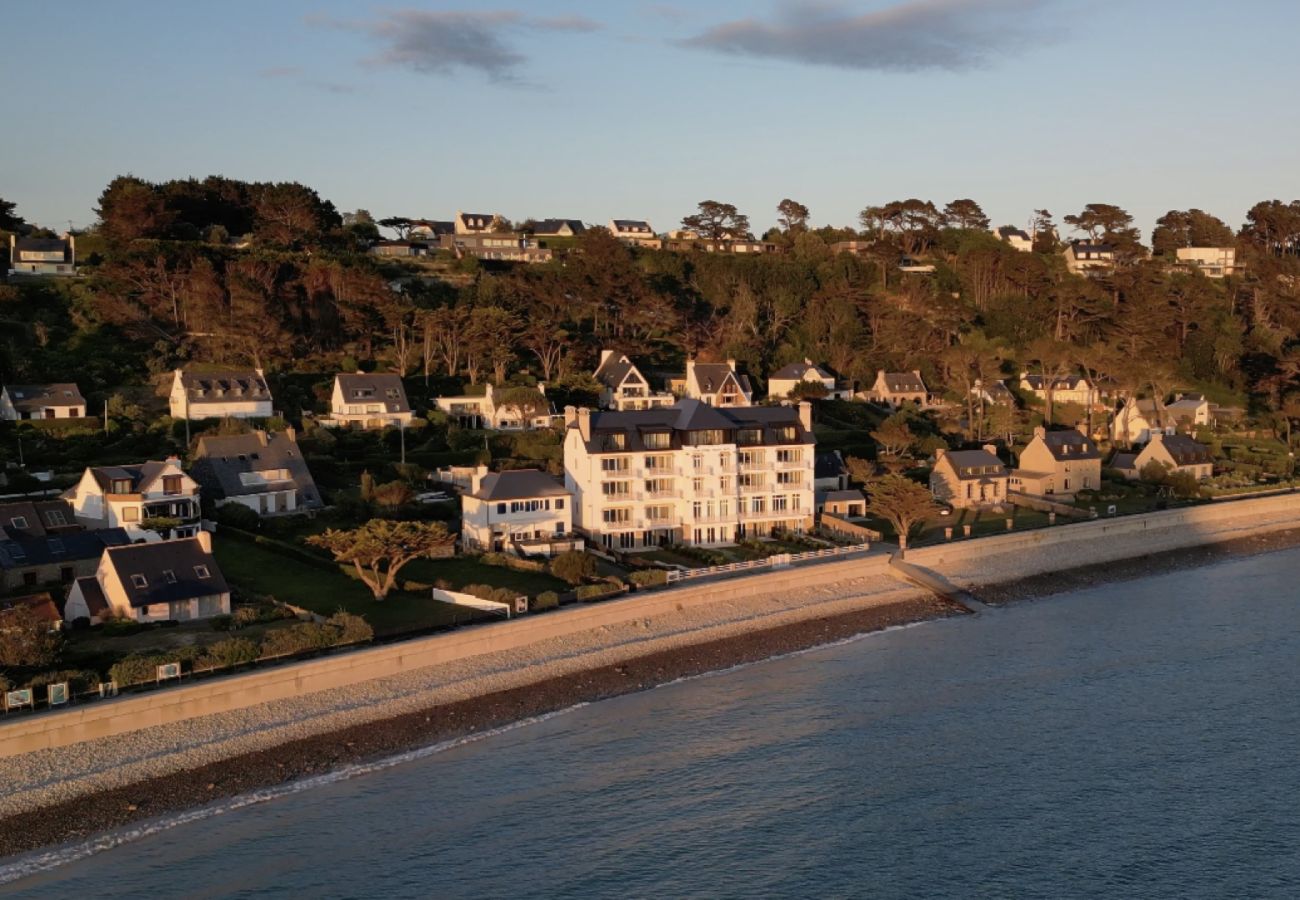 Ferienwohnung in Trébeurden - Bréhat T3, acces plage et vue