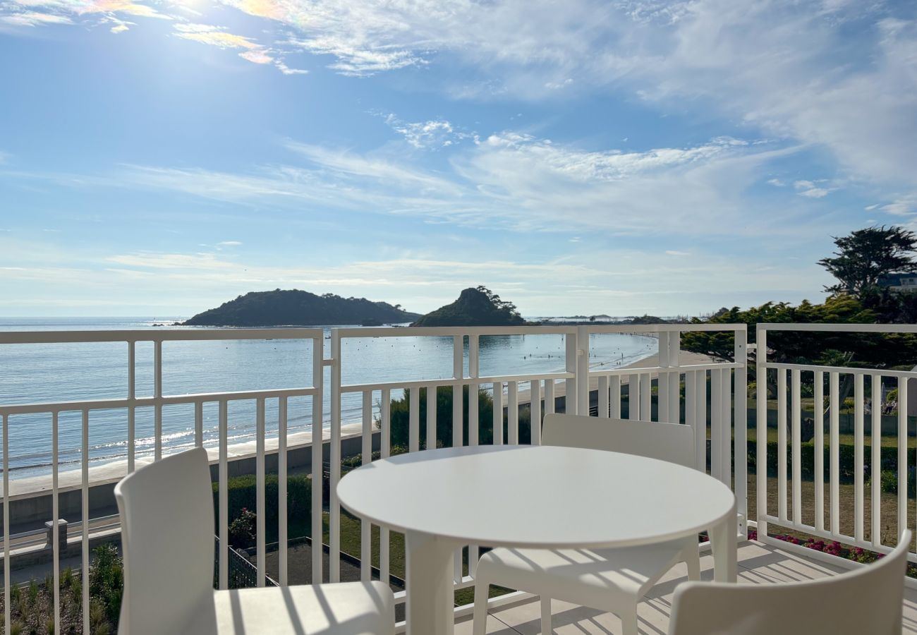 Ferienwohnung in Trébeurden - LE TAUREAU - T3 ,Trébeurden , vue mer