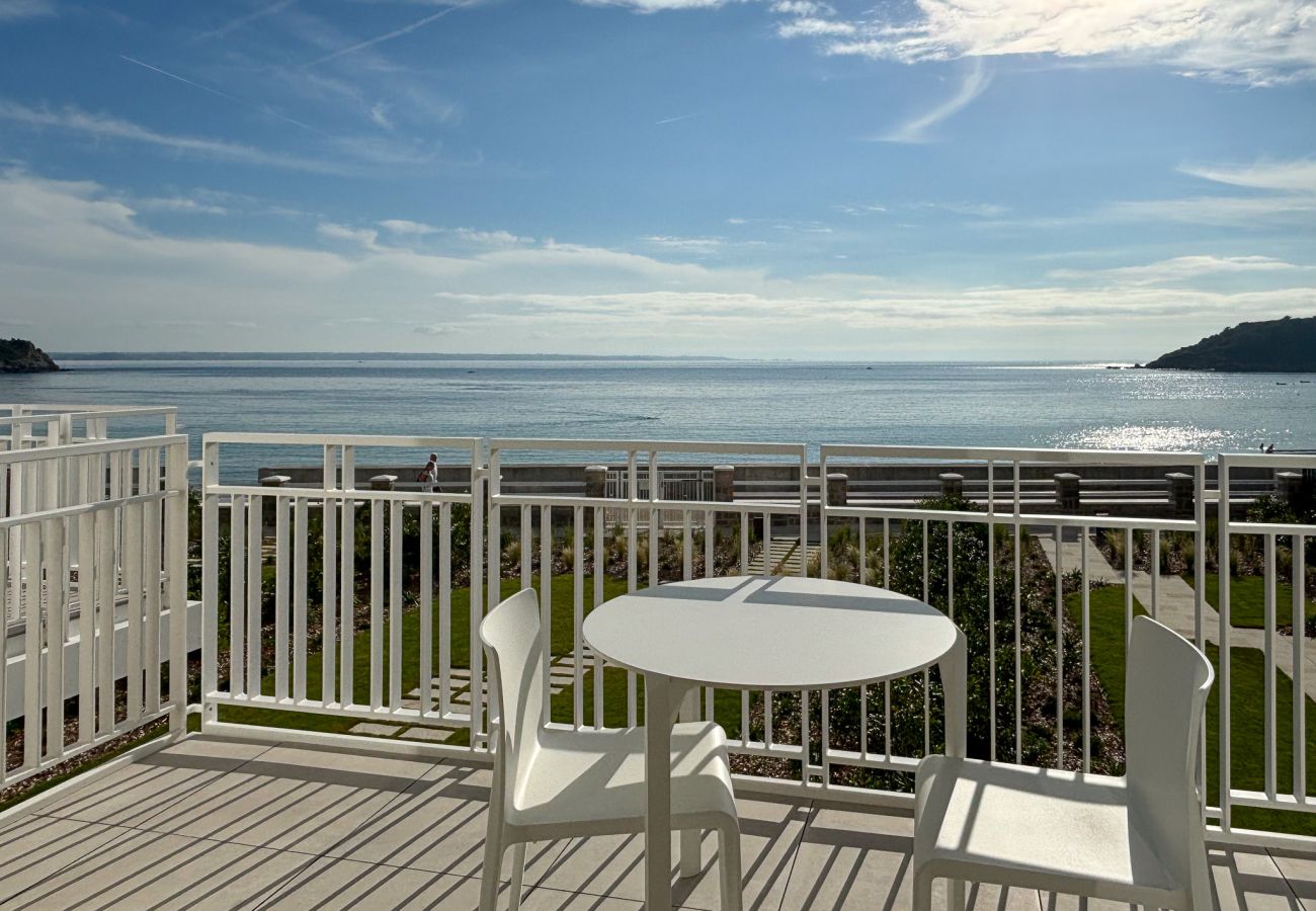 Apartment in Trébeurden - Le castel T2 · T2 Luxury Apartment with Sea View a