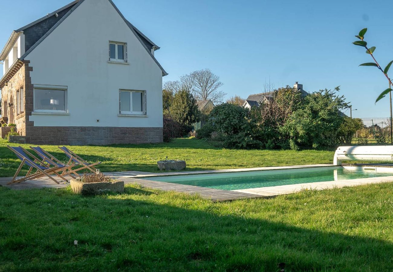 Maison à Perros-Guirec - ty michel · Swimming pool access to beaches and sh